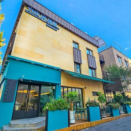 Jeonju Hotel The Vincent Bagian luar foto