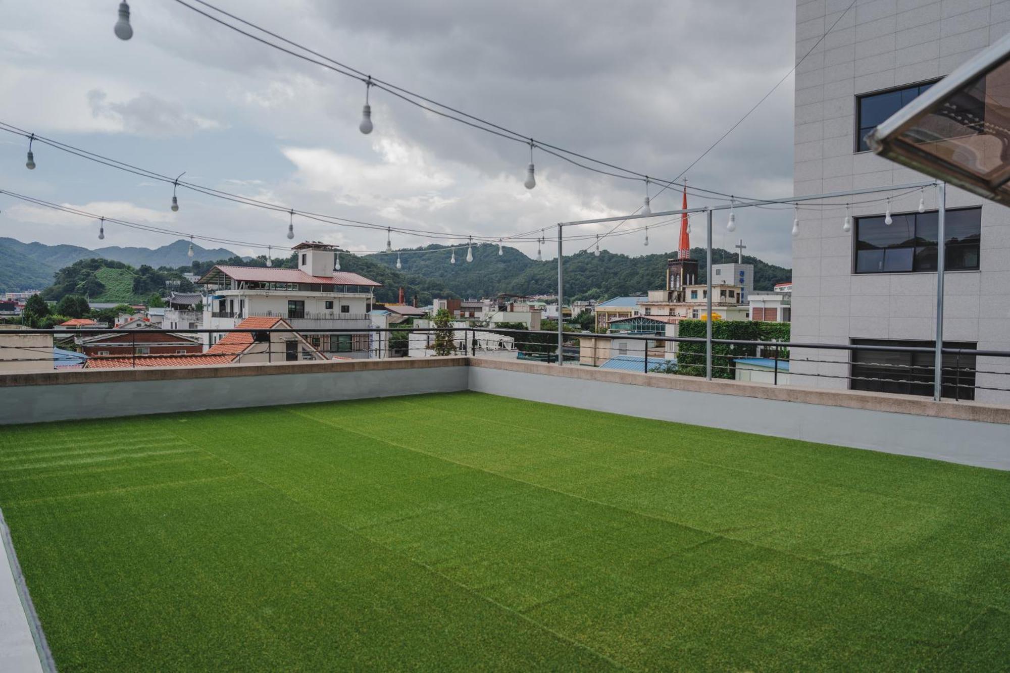 Jeonju Hotel The Vincent Bagian luar foto
